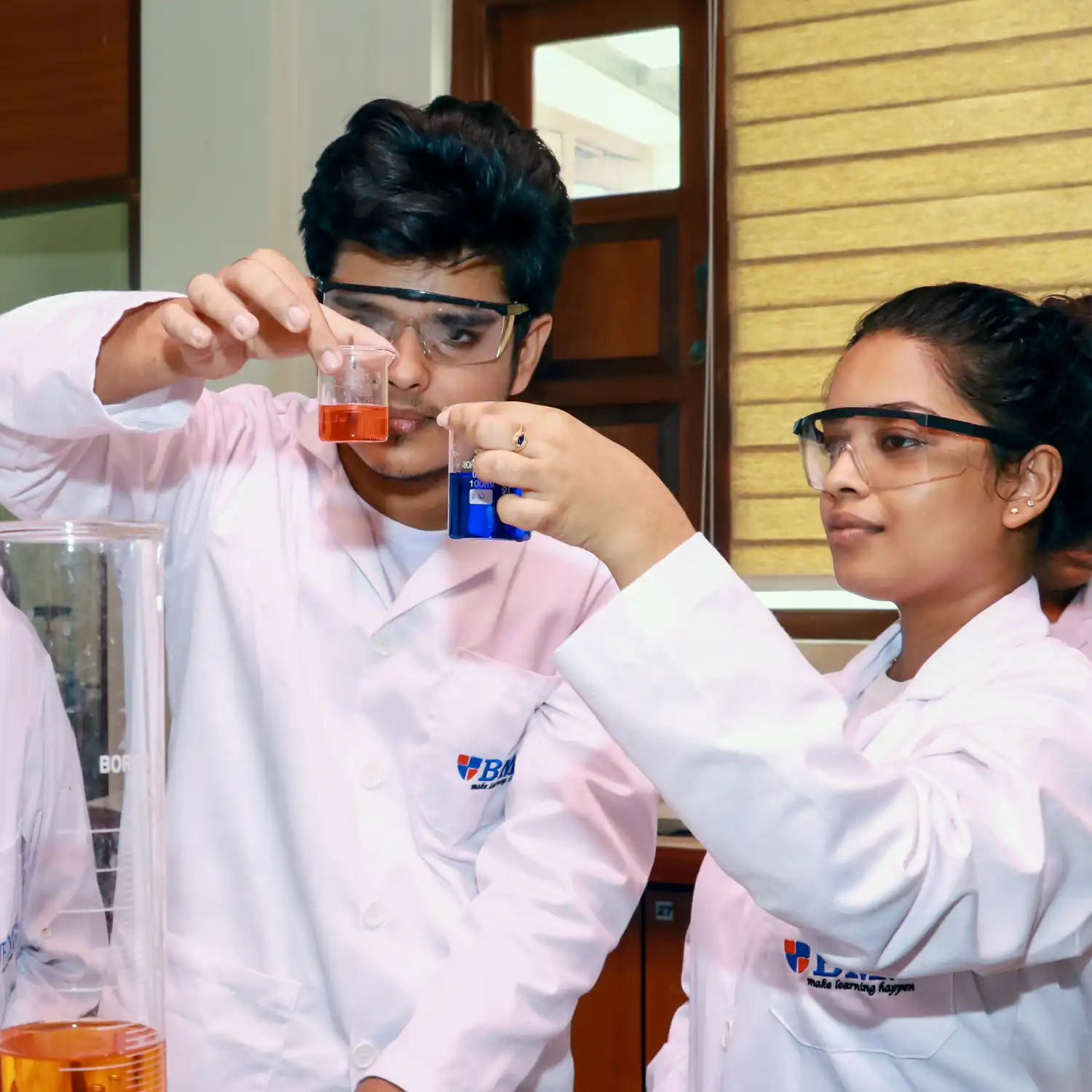 Students studying Applied Science foundation programme in Sri Lanka